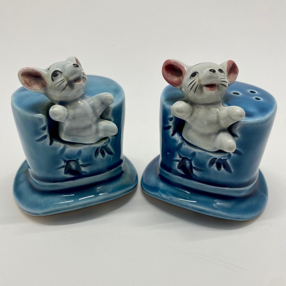Vintage Mice in Top Hats Salt and Pepper Shakers - Picture 1 of 5